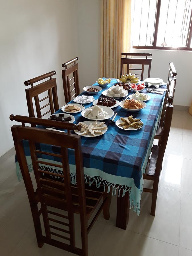 Darshani Hikka Villa Hikkaduwa Extérieur photo